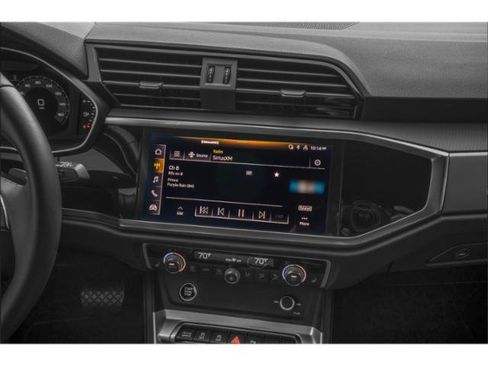 Used 2025 Audi Q3 2.0T Premium w/ Convenience Package AWD/4WD image 9