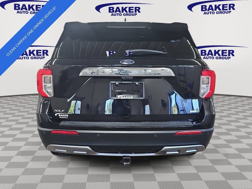 Used 2020 Ford Explorer XLT w/ Equipment Group 202A AWD/4WD image 6
