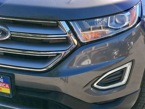 Used 2015 Ford Edge SEL image 31