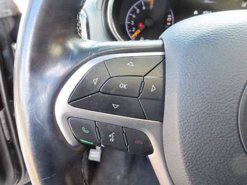 Used 2020 Jeep Grand Cherokee Overland image 7