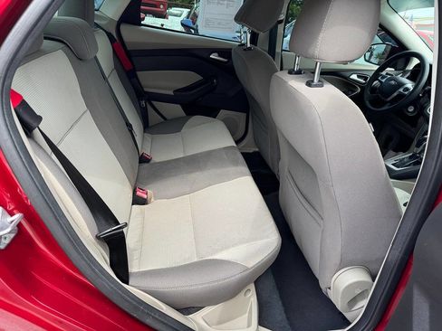 Used 2014 Ford Focus SE image 15