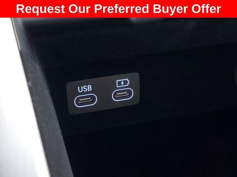 New 2026 Genesis GV70 2.5T Advanced image 24