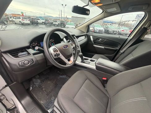 Used 2013 Ford Edge SE image 10