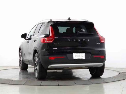 Certified 2023 Volvo XC40 B5 Plus w/ Protection Package Premier image 7