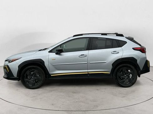 Used 2024 Subaru Crosstrek 2.5i Sport AWD/4WD image 2