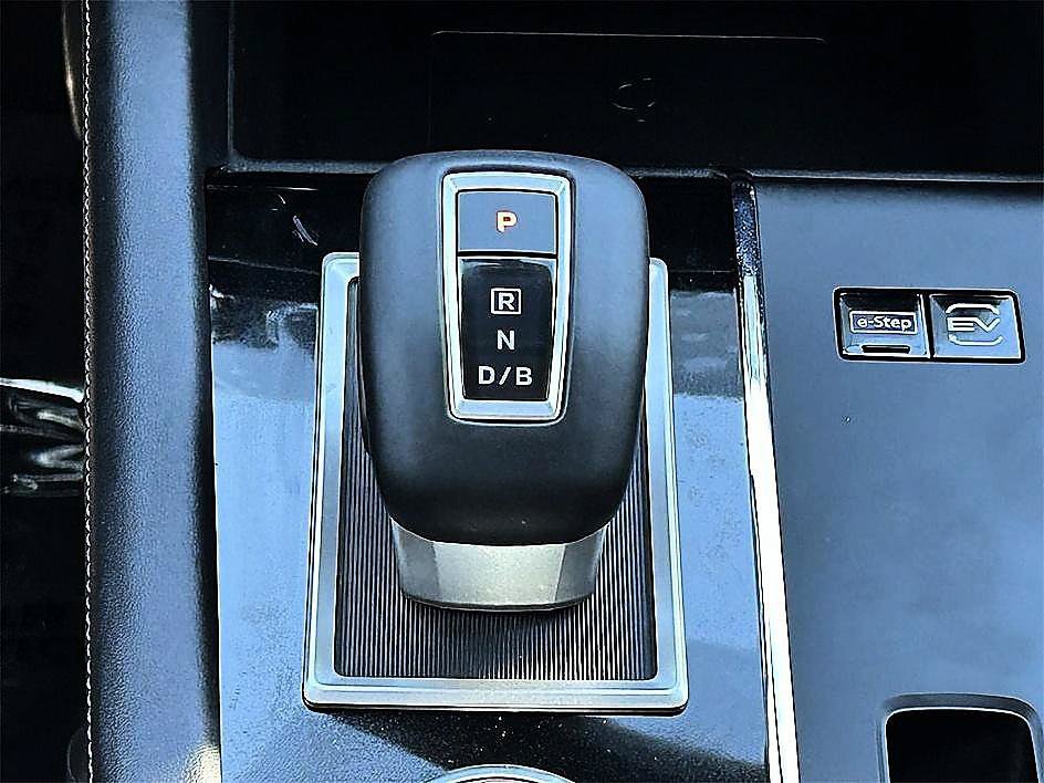 Certified 2026 Nissan Rogue SL AWD/4WD image 19