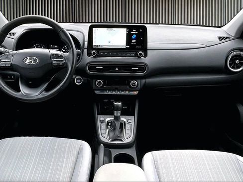 Used 2023 Hyundai Kona SEL w/ Convenience Package image 16