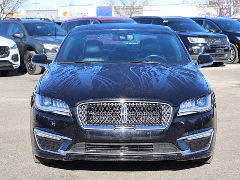 Used 2019 Lincoln MKZ Premiere image 2