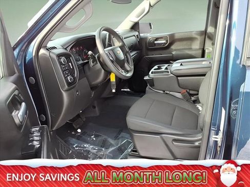 Used 2020 Chevrolet Silverado 1500 Custom w/ Custom Value Package image 14