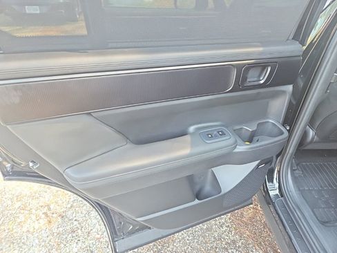 Used 2025 Hyundai Santa Fe Calligraphy image 10