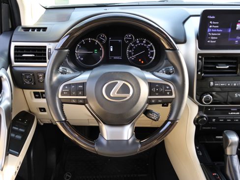 Used 2023 Lexus GX 460 Premium w/ Premium Package AWD/4WD image 18