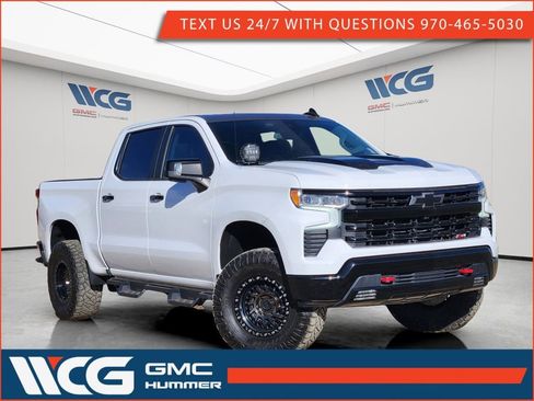 Used 2022 Chevrolet Silverado 1500 LT Trail Boss w/ LT Trail Boss Premium Package AWD/4WD image 1
