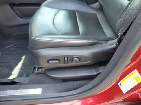Used 2019 GMC Terrain Denali w/ Comfort Package AWD/4WD image 24