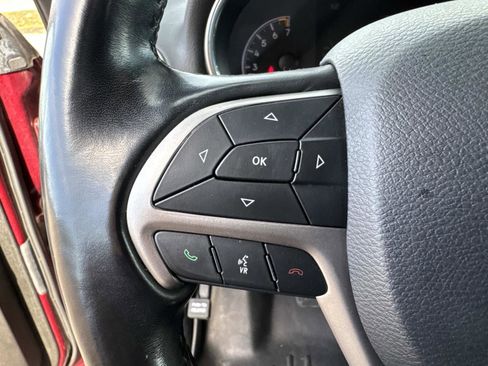 Used 2020 Jeep Grand Cherokee Limited image 35