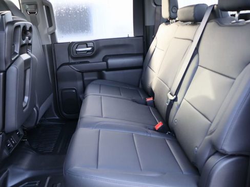 New 2026 GMC Sierra 2500 Pro w/ Convenience Package image 15