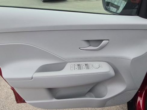 New 2026 Hyundai Kona SE image 10