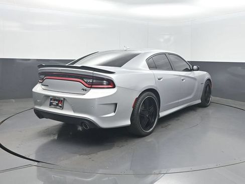 Used 2022 Dodge Charger R/T w/ Blacktop Package RWD image 38