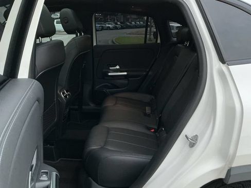 Used 2023 Mercedes-Benz GLA 250 w/ Premium Package image 23