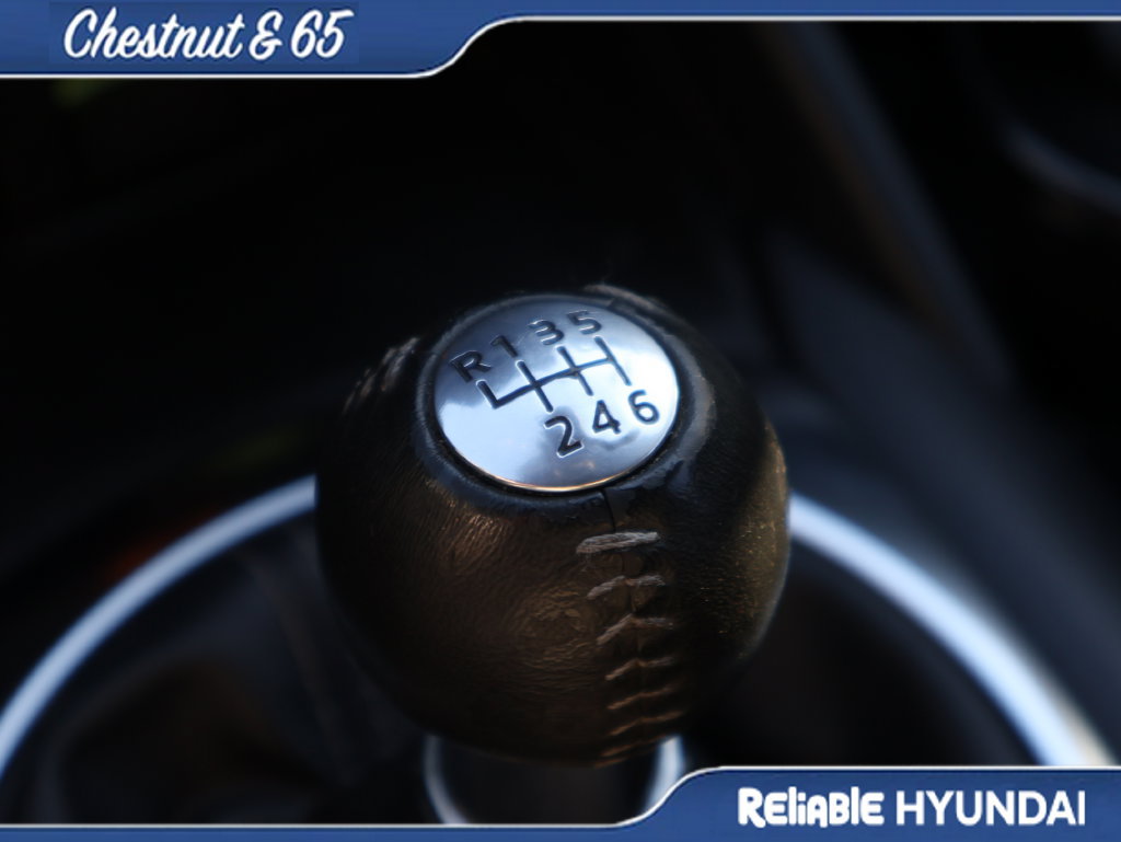 Used 2023 MAZDA MX-5 Miata Sport RWD image 36