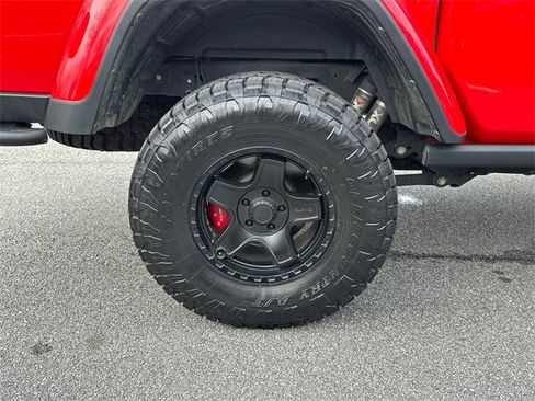 Used 2022 Jeep Gladiator Mojave w/ Cold Weather Group image 18
