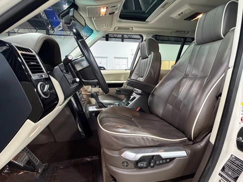 Used 2010 Land Rover Range Rover Supercharged AWD/4WD image 7