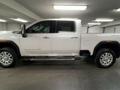 Certified 2024 GMC Sierra 2500 SLT w/ SLT Convenience Package image 5