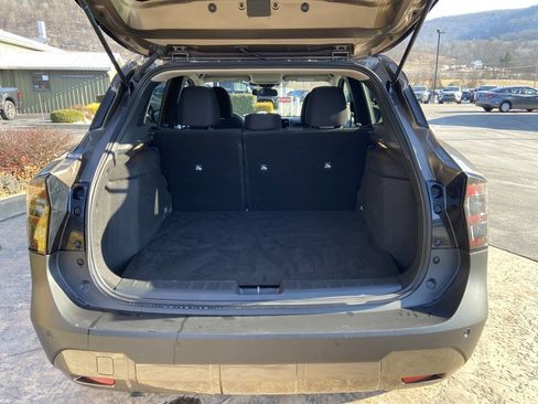 Used 2025 Nissan Kicks SV image 26