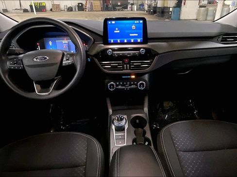 Certified 2025 Ford Escape Active AWD/4WD image 14