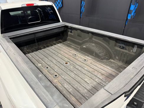 Used 2017 Ford F350 Lariat w/ Chrome Package image 10