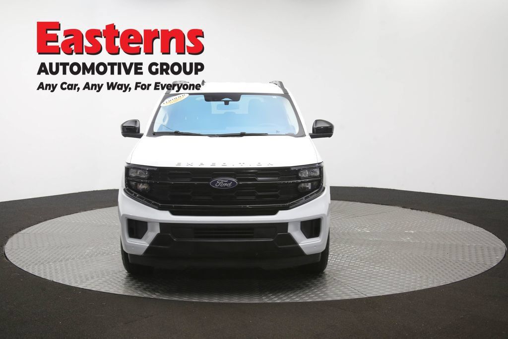 Used 2025 Ford Expedition Active AWD/4WD image 52