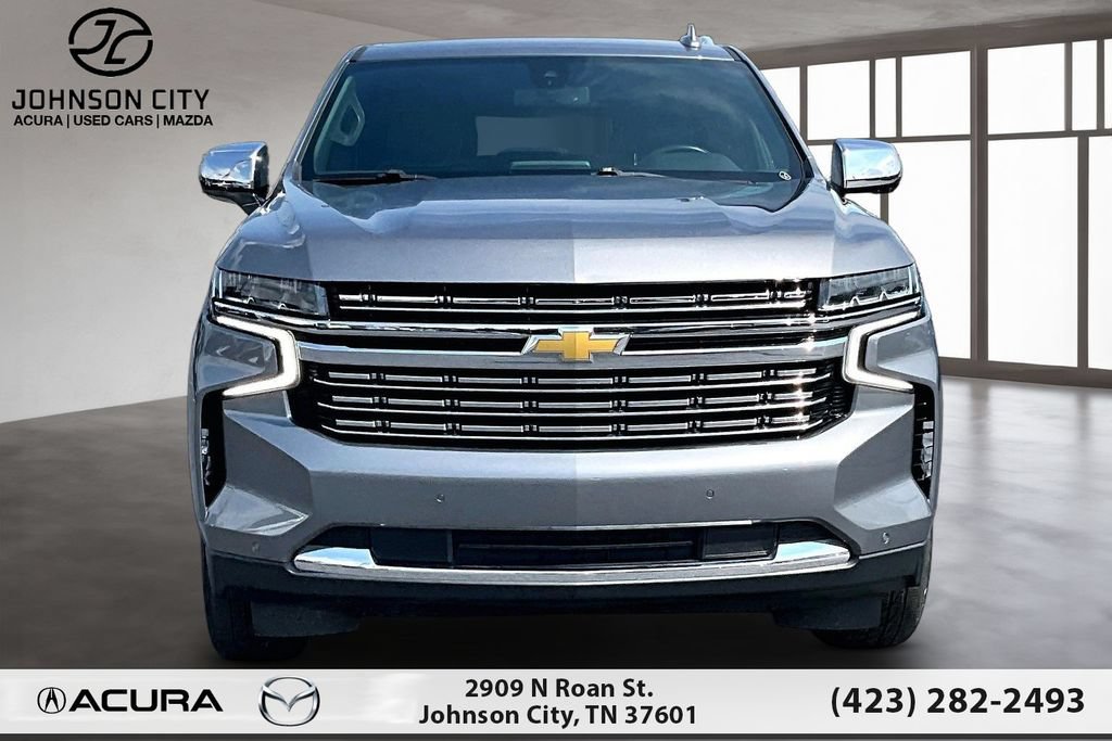 Used 2022 Chevrolet Suburban Premier AWD/4WD image 3