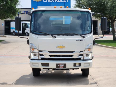 New 2025 Chevrolet Low Cab Forward 5500XG image 3