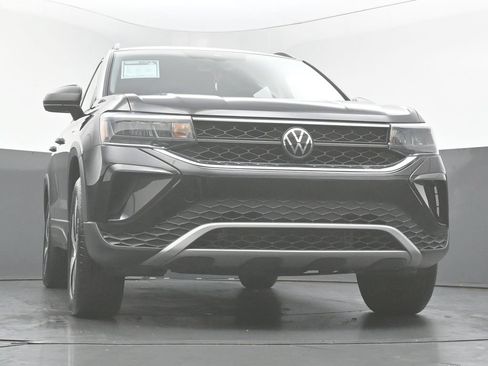 Used 2024 Volkswagen Taos S AWD/4WD image 47
