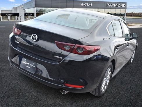 Used 2021 MAZDA MAZDA3 s image 3