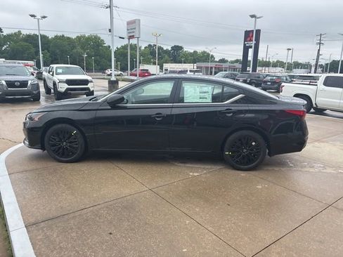 New 2026 Nissan Altima 2.5 SV w/ SV Special Edition Package FWD image 4