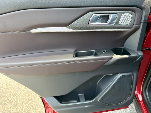 New 2026 Ford Explorer Platinum RWD image 25