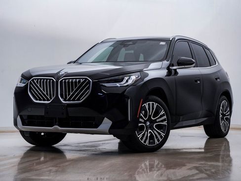 Used 2025 BMW X3 xDrive30i w/ Convenience Package image 1