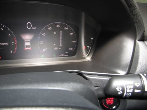 Used 2023 Honda Accord EX image 4