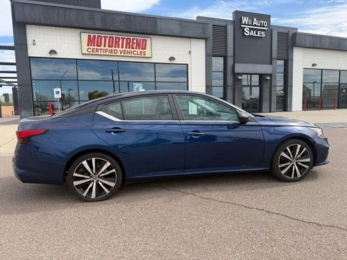 Used 2021 Nissan Altima 2.5 SR FWD image 4