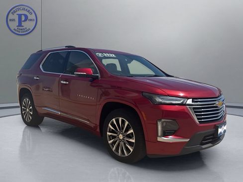 Used 2022 Chevrolet Traverse Premier AWD/4WD image 1