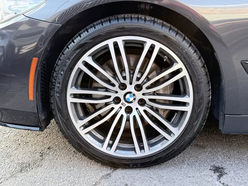 Used 2018 BMW 540i xDrive AWD/4WD image 8
