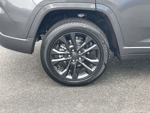 New 2026 Jeep Grand Cherokee Limited AWD/4WD image 12