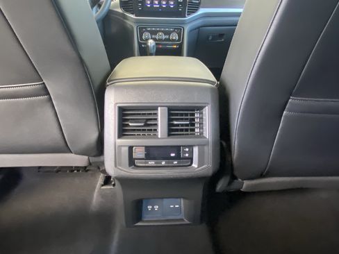 Certified 2023 Volkswagen Atlas SE w/ Black Wheel Package AWD/4WD image 42