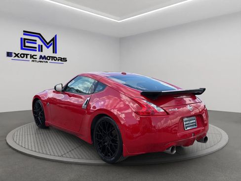 Used 2009 Nissan 370Z Touring image 3