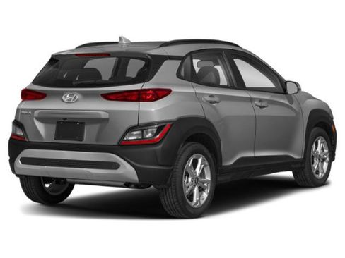 Used 2023 Hyundai Kona SEL AWD/4WD image 2