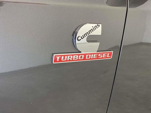 Used 2024 RAM 2500 Laramie image 11