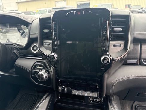 Used 2022 RAM 1500 Limited w/ Night Edition AWD/4WD image 8