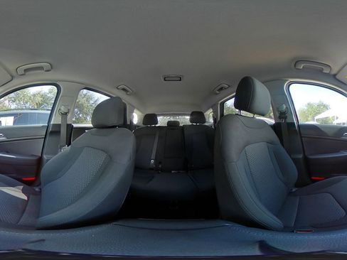 Used 2025 Kia Sportage LX FWD image 40
