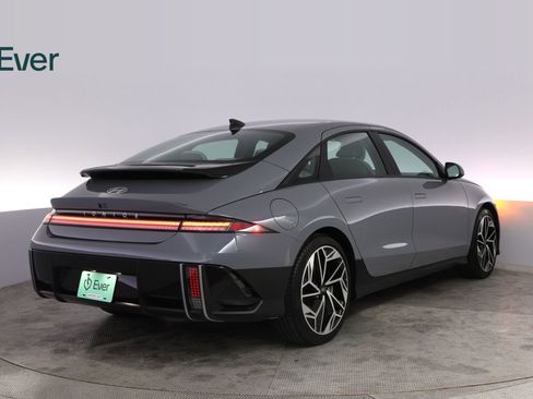 Used 2023 Hyundai Ioniq 6 Limited RWD image 10