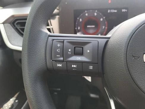 New 2025 Nissan Kicks SV w/ Illumination Package image 7